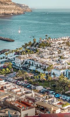 Gran Canaria, Year round sun for families with nightlife on offer