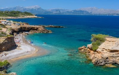 sa-coma-sillot-shutterstock-465942632